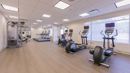 Holiday Inn Express Gatlinburg Downtown, an IHG Hotel - Image 36