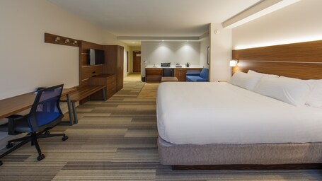 Holiday Inn Express Gatlinburg Downtown, an IHG Hotel - Image 54