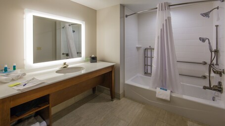 Holiday Inn Express Gatlinburg Downtown, an IHG Hotel - Image 65
