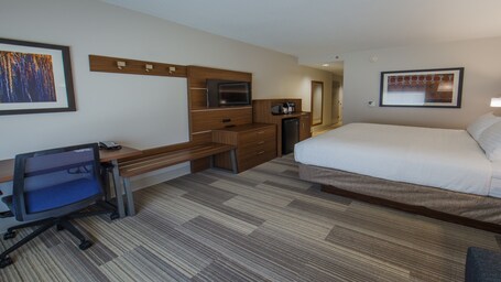 Holiday Inn Express Gatlinburg Downtown, an IHG Hotel - Image 71