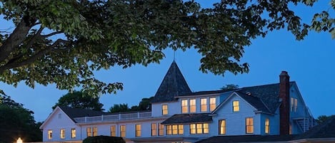 Front of property – evening/night