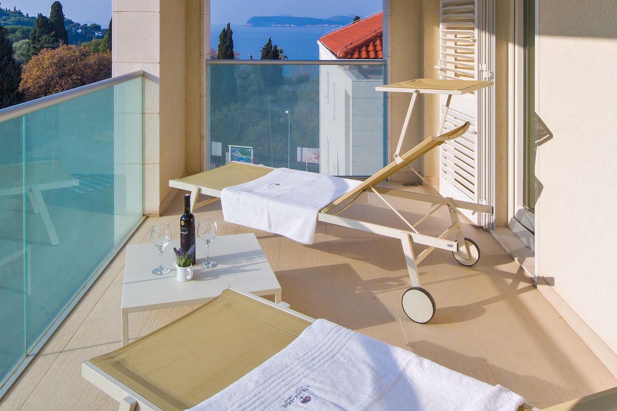 Deluxe Apartment, 3 Bedrooms, Terrace, Partial Sea View (5 *) | View from room