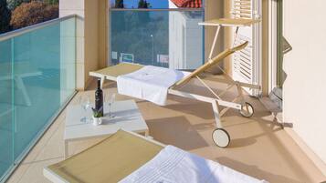 Deluxe-Apartment, 3 Schlafzimmer, Terrasse, eingeschränkter Meerblick (5 *) | Ausblick vom Zimmer