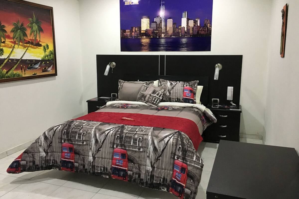 Deluxe Double Room Single Use, 1 Queen Bed, Private Bathroom, Tower | 1 bedroom, in-room safe, desk, iron/ironing board
