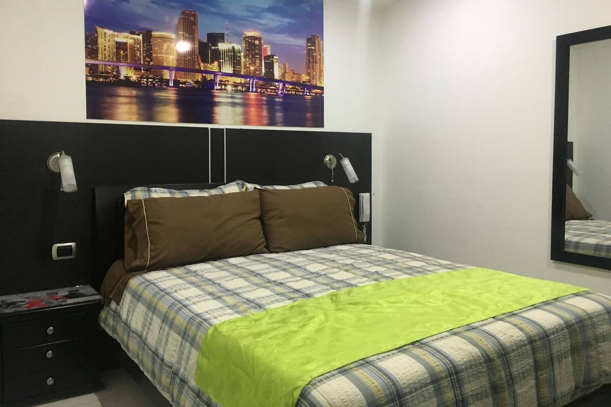 Deluxe Double Room Single Use, 1 Queen Bed, Private Bathroom, Tower | 1 bedroom, in-room safe, desk, iron/ironing board