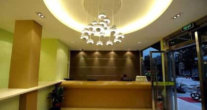 ACG Life Theme Hotel Yunhe Plaza Branch
