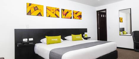 Roupas de cama antialérgicas, escrivaninha