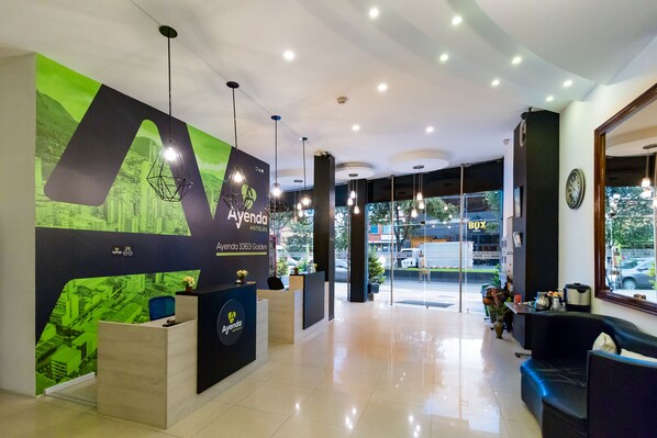 Reception - Ayenda 1063 Golden (Bogotá)