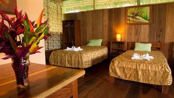 In-room safe, rollaway beds