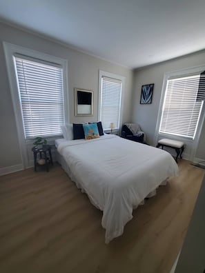 Standard Suite, Private Bathroom