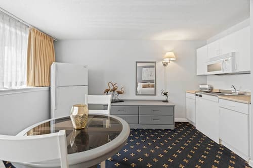 Deluxe Suite, 2 Double Beds, Non Smoking, Kitchenette