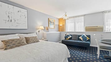 Standard Studio, 1 King Bed, Non Smoking | 1 bedroom, premium bedding, individually decorated