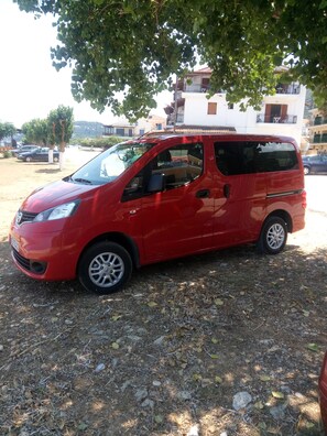 Train station shuttle