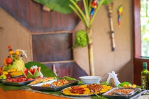 Food court - Avatar Amazon Lodge & Canopy Park (Indiana)