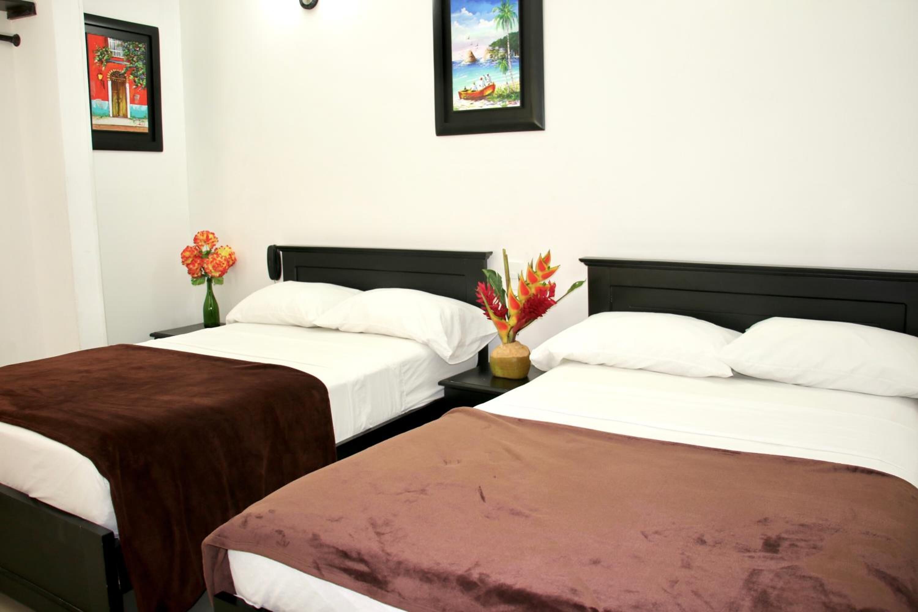 iron/ironing board, free wifi