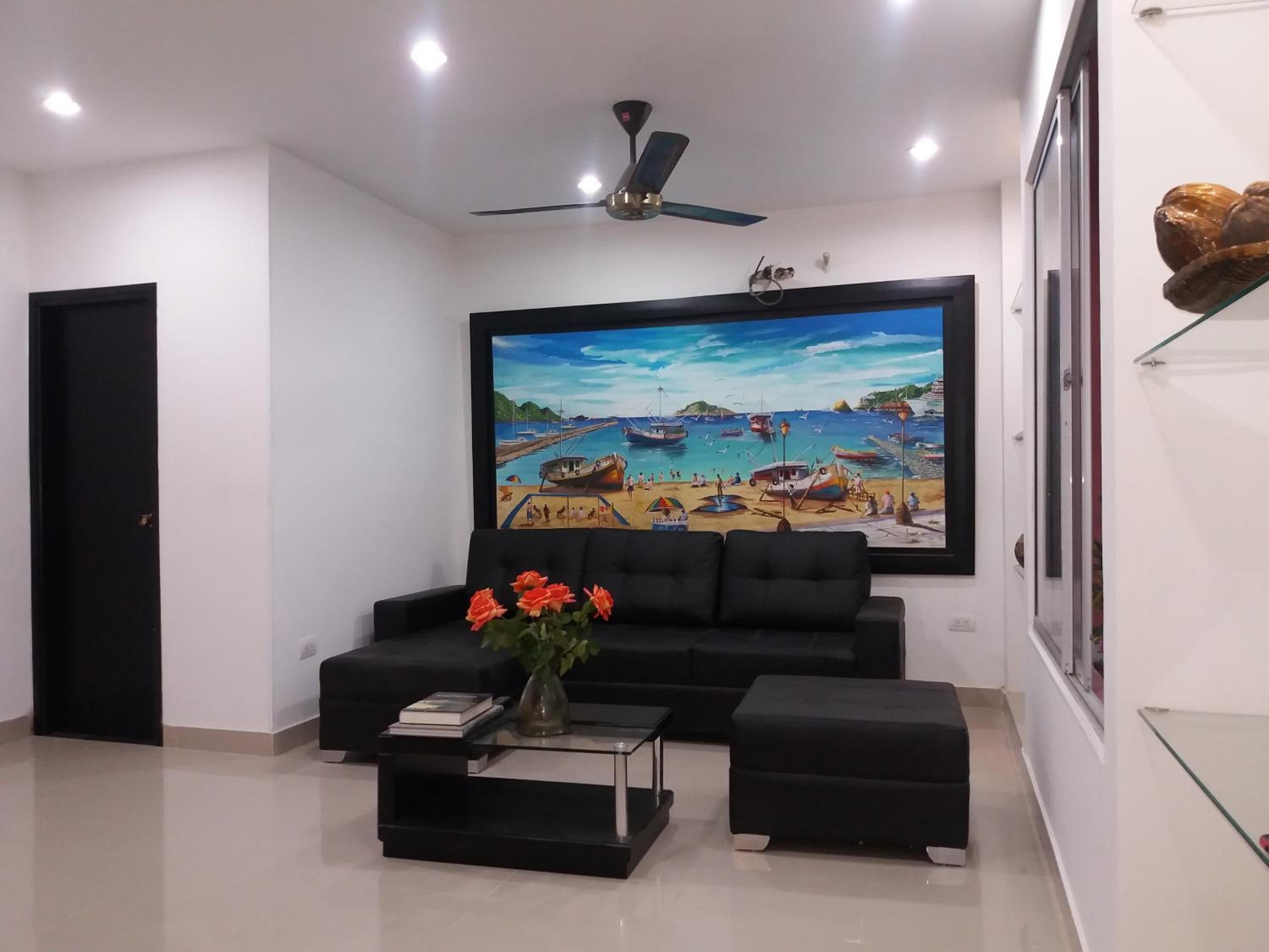 32-inch led tv with cable channels, tv