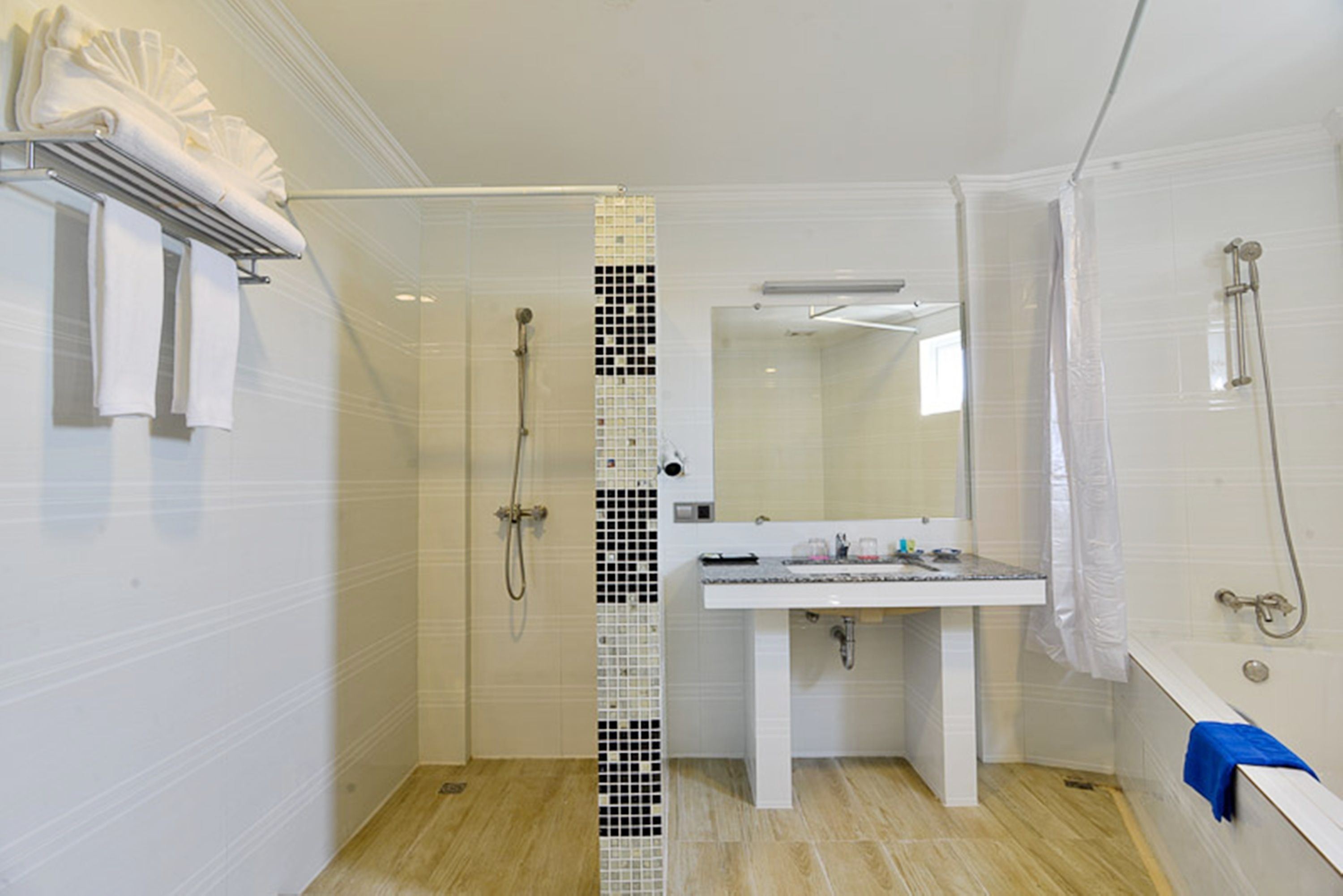 deep-soaking bathtub, free toiletries, dressing gowns, slippers