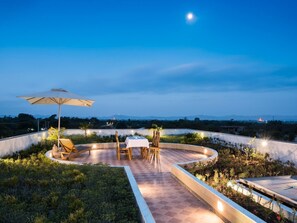Outdoor dining - Sky View Hotel (Nyaung-U)