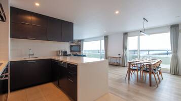 2 Bedroom Penthouse Residence | Private kitchen | Fridge, microwave, oven, stovetop