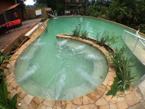 Outdoor spa tub - Foresta Lodge (Colorado)