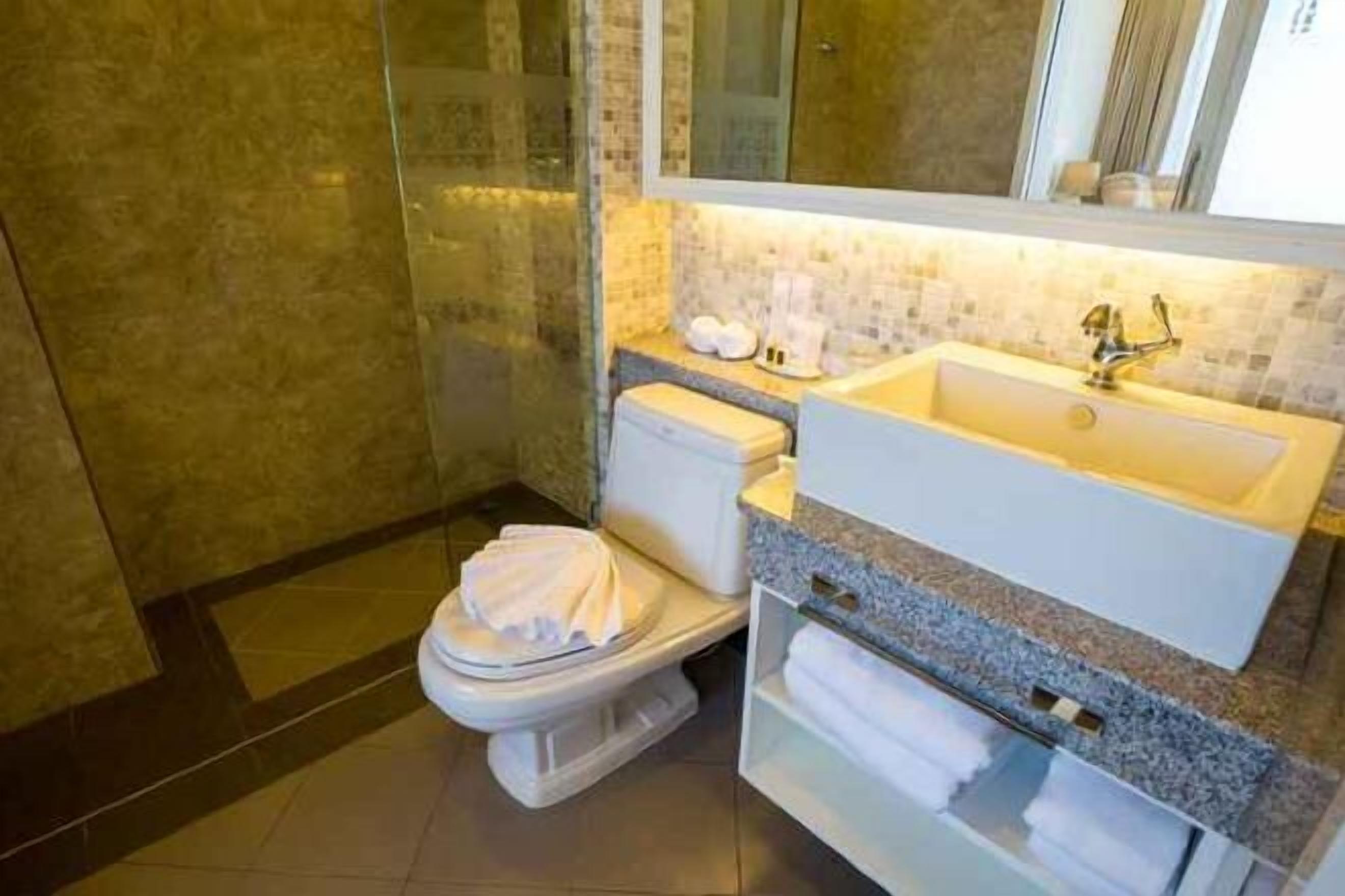 Pancuran mandi, hulu semburan mandi hujan 