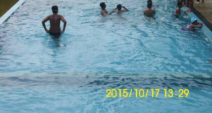 Grindlays Regency Hotel