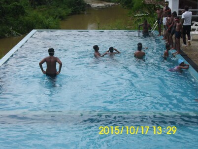 Grindlays Regency Hotel