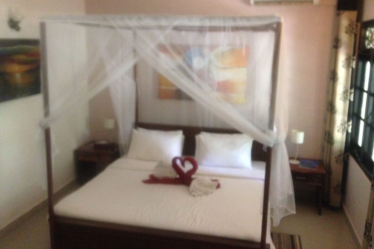 Standard Triple Room, 1 Bedroom, Garden View | Premium bedding, iron/ironing board, rollaway beds, free WiFi
