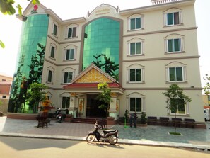 Exterior - Borey Vatanac Guesthouse (Kampot)