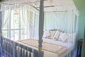 Villa, 4 Bedrooms | In-room safe, desk, blackout curtains, iron/ironing board