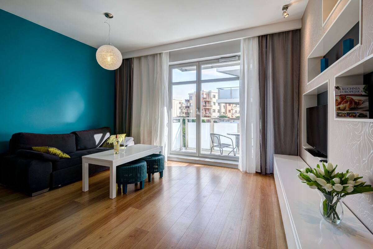 Comfort Apartment, 1 Bedroom, Balcony (4 people) | Iron/ironing board, cots/infant beds, free WiFi, bed sheets