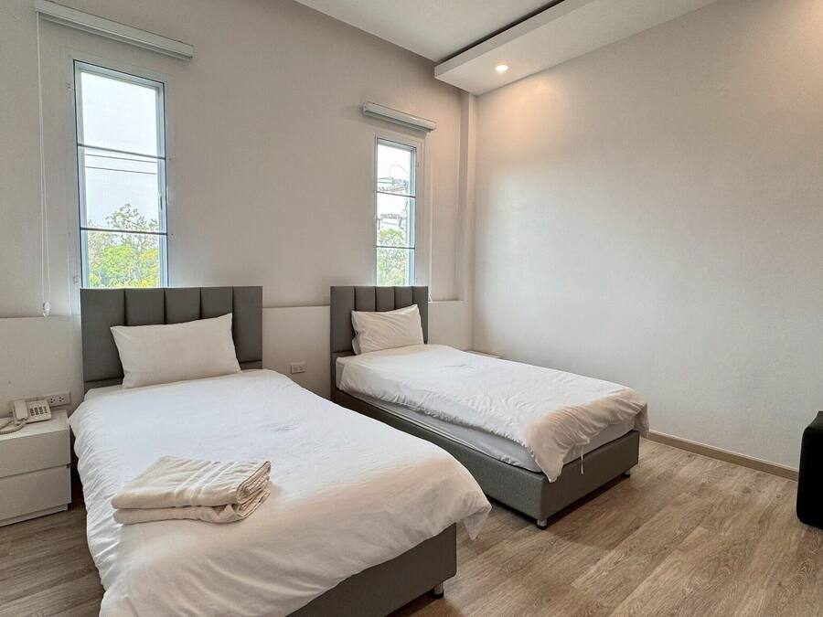 Premier kamer, niet-roken | Een minibar, een bureau, gratis wifi, beddengoed