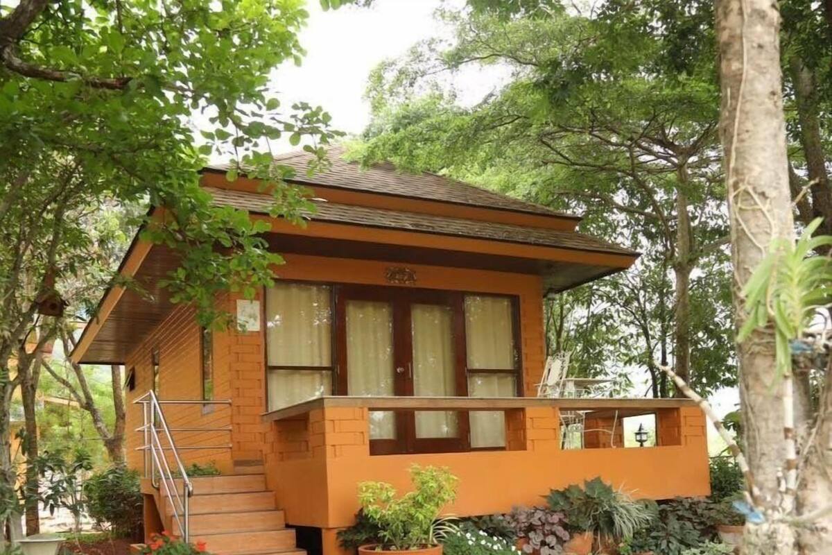 Villa Standard, 1 letto king, vista montagna, lato giardino | Balcone