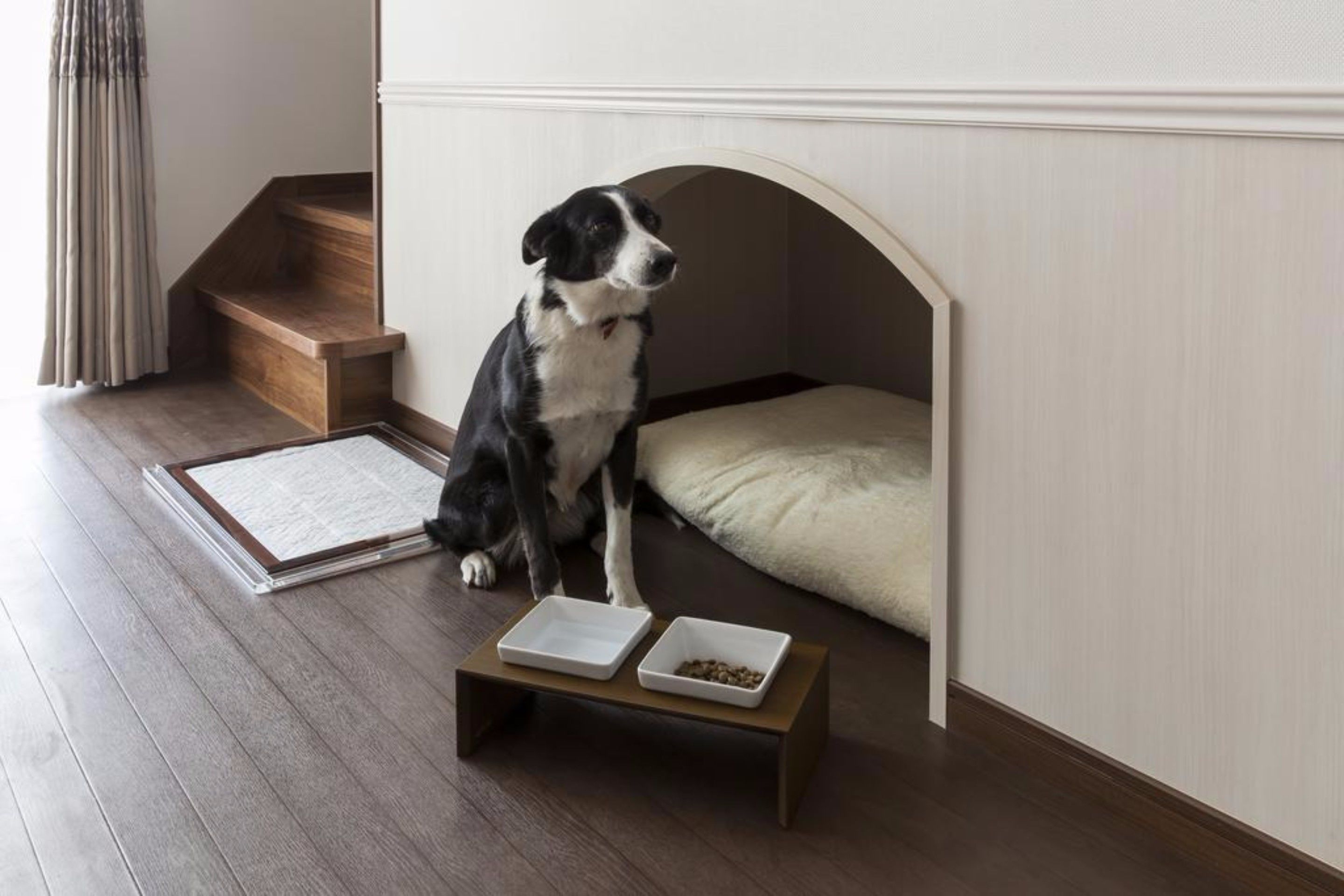 premium bedding, desk, free wifi, bed sheets