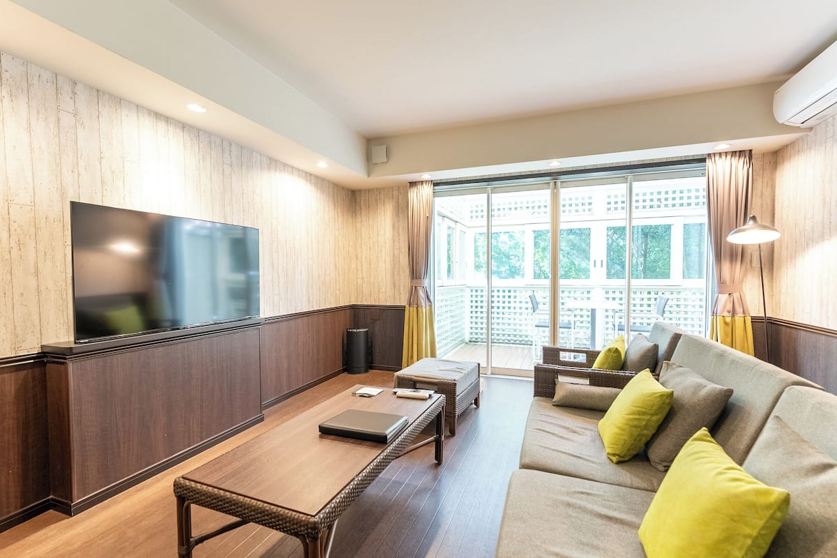 Flachbildfernseher