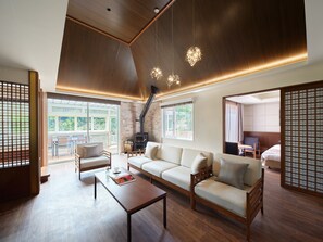 Villa Exécutive, 1 chambre, non-fumeurs (Glamping, Suite) | Literie de qualité supérieure, bureau, Wi-Fi gratuit, draps fournis