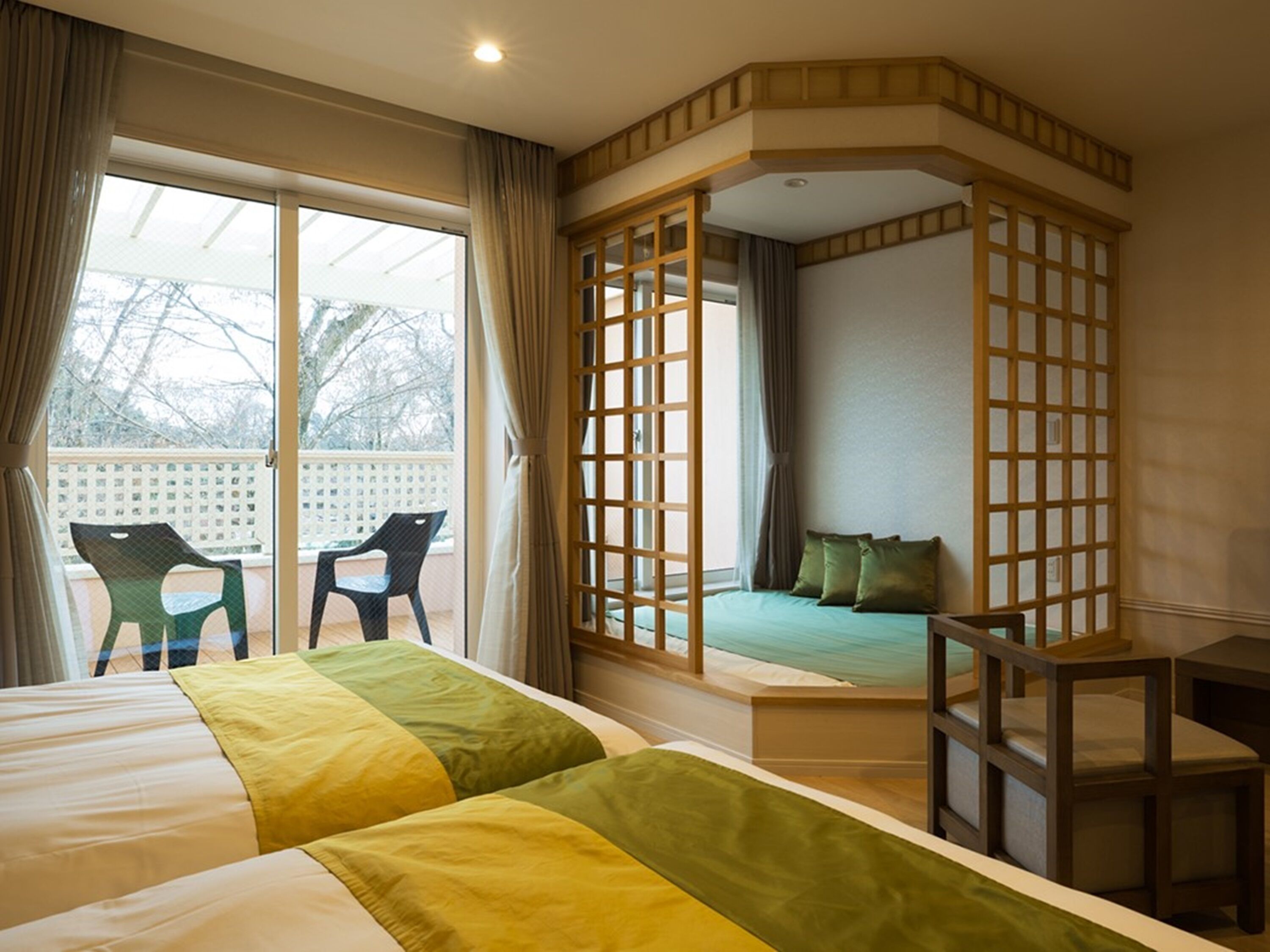 superior room, non smoking (main building, with daybed) | premium bedding, desk, free wifi, bed sheets