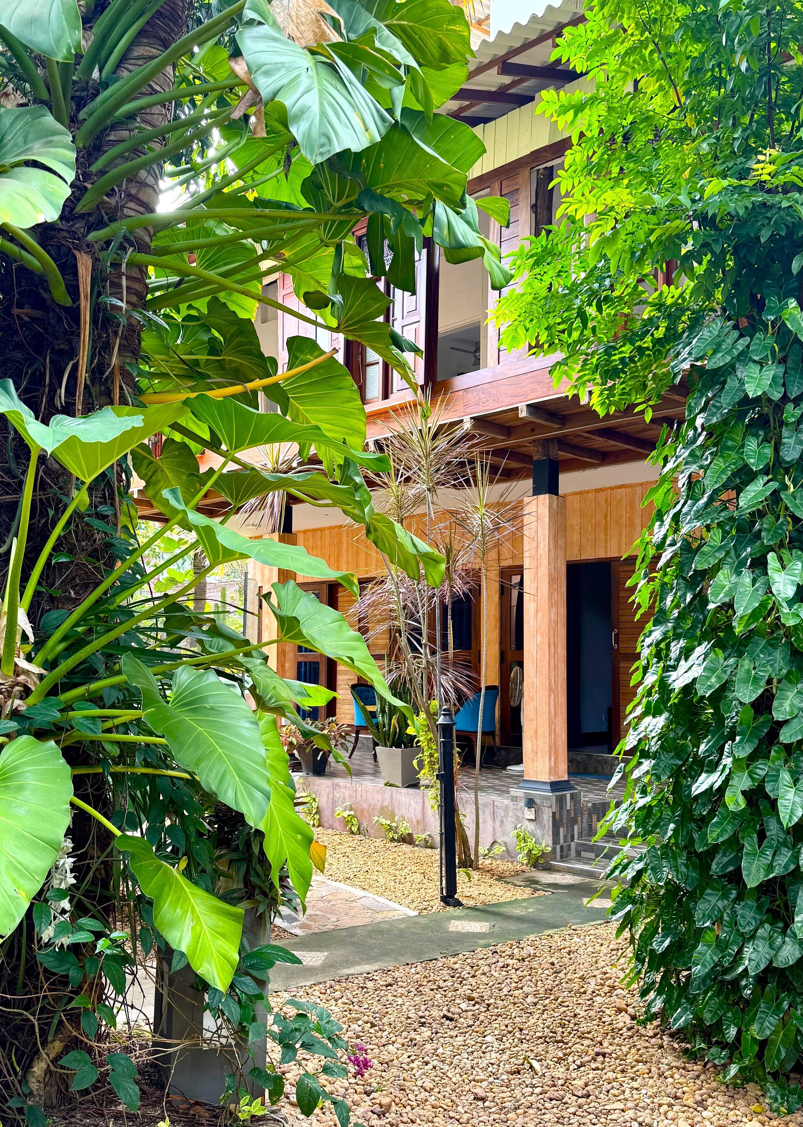 Khuôn viên nơi lưu trú