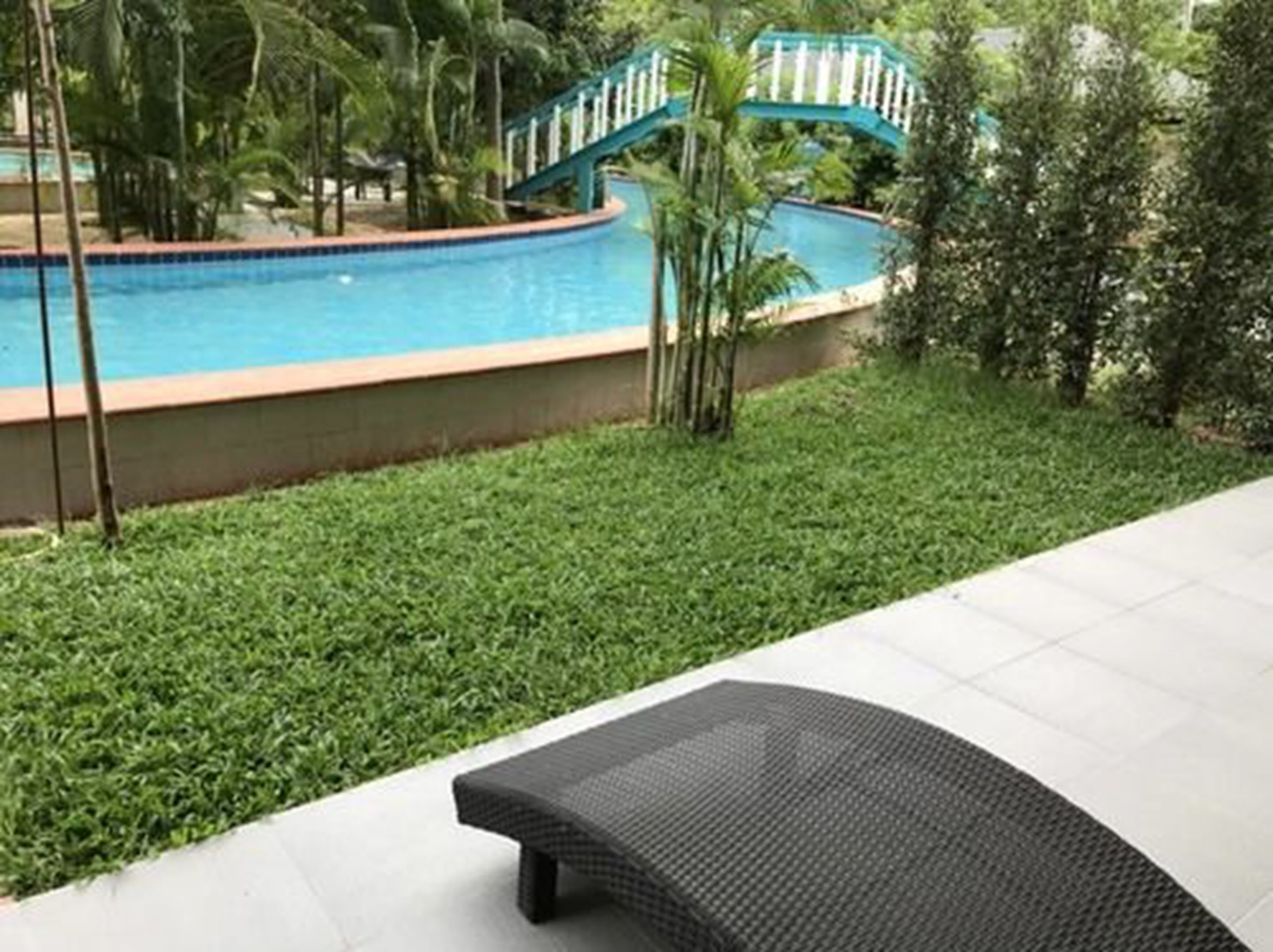 Room | Balcony view