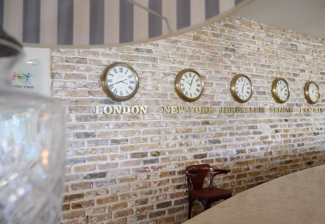 Photo - Royal Plaza Hotel