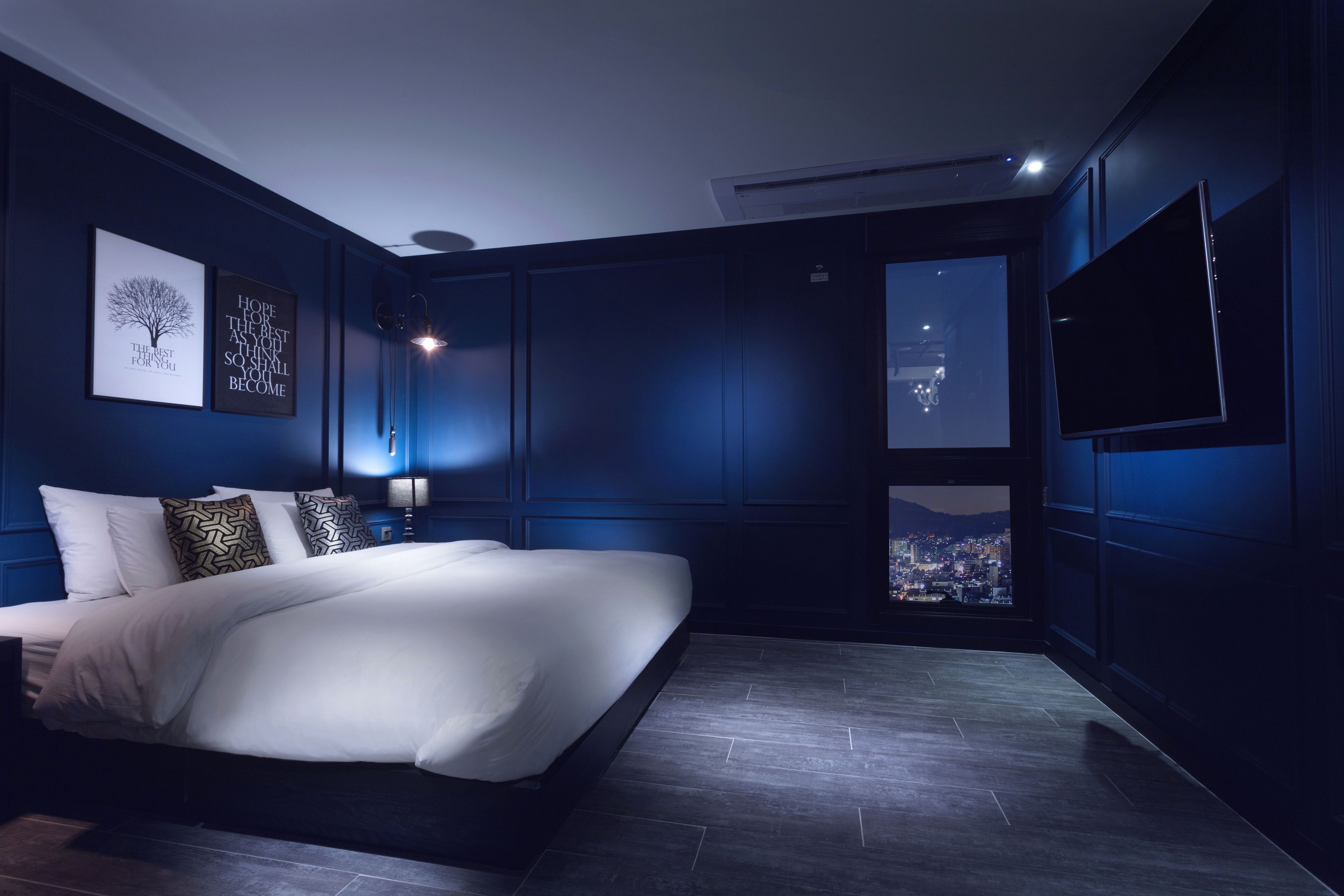 premium suite | 1 bedroom, minibar, in-room safe, individually decorated