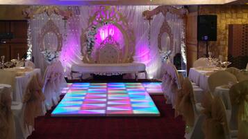 Innenbereich für Hochzeiten