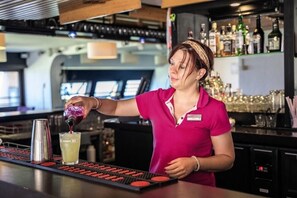 Bar (on property) - Belambra Hotels & Resorts La Chambre d'Amour (Anglet)