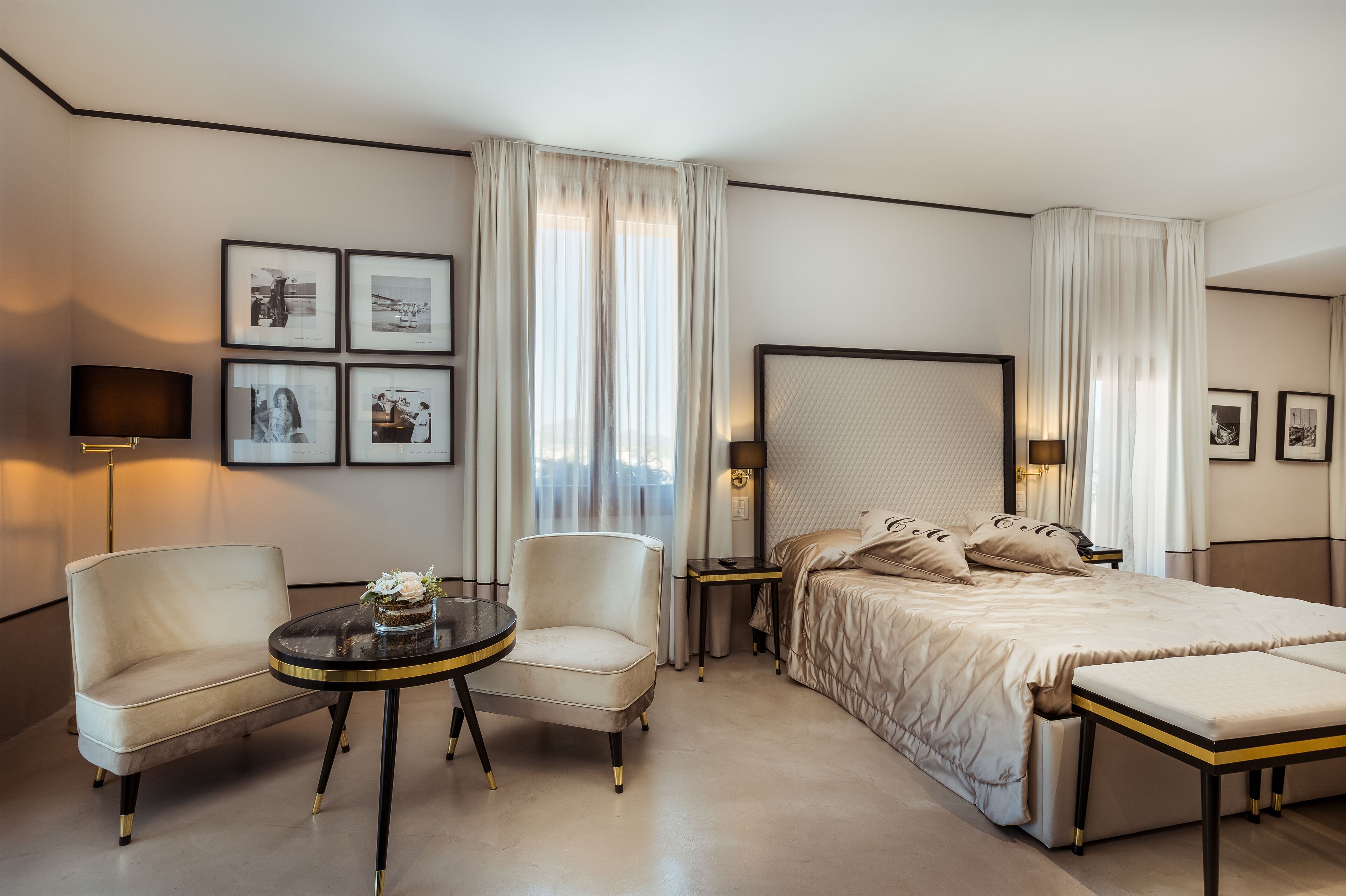 luxury suite, with hot tub and sauna | 1 bedroom, pillow-top beds, minibar, in-room safe