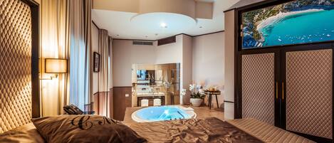 Surmatelas, minibar, coffres-forts dans les chambres