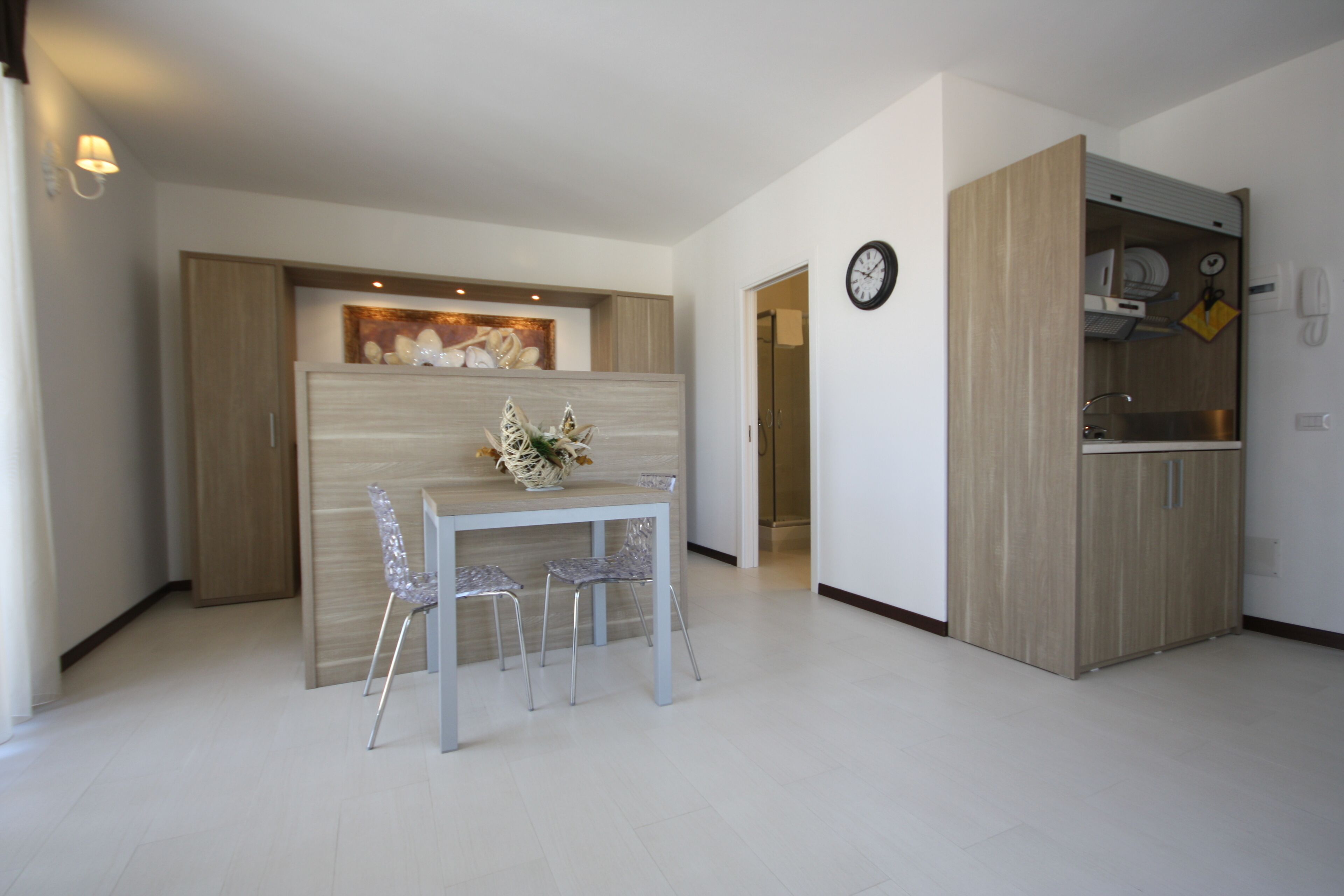 standard studio | living area | lcd tv