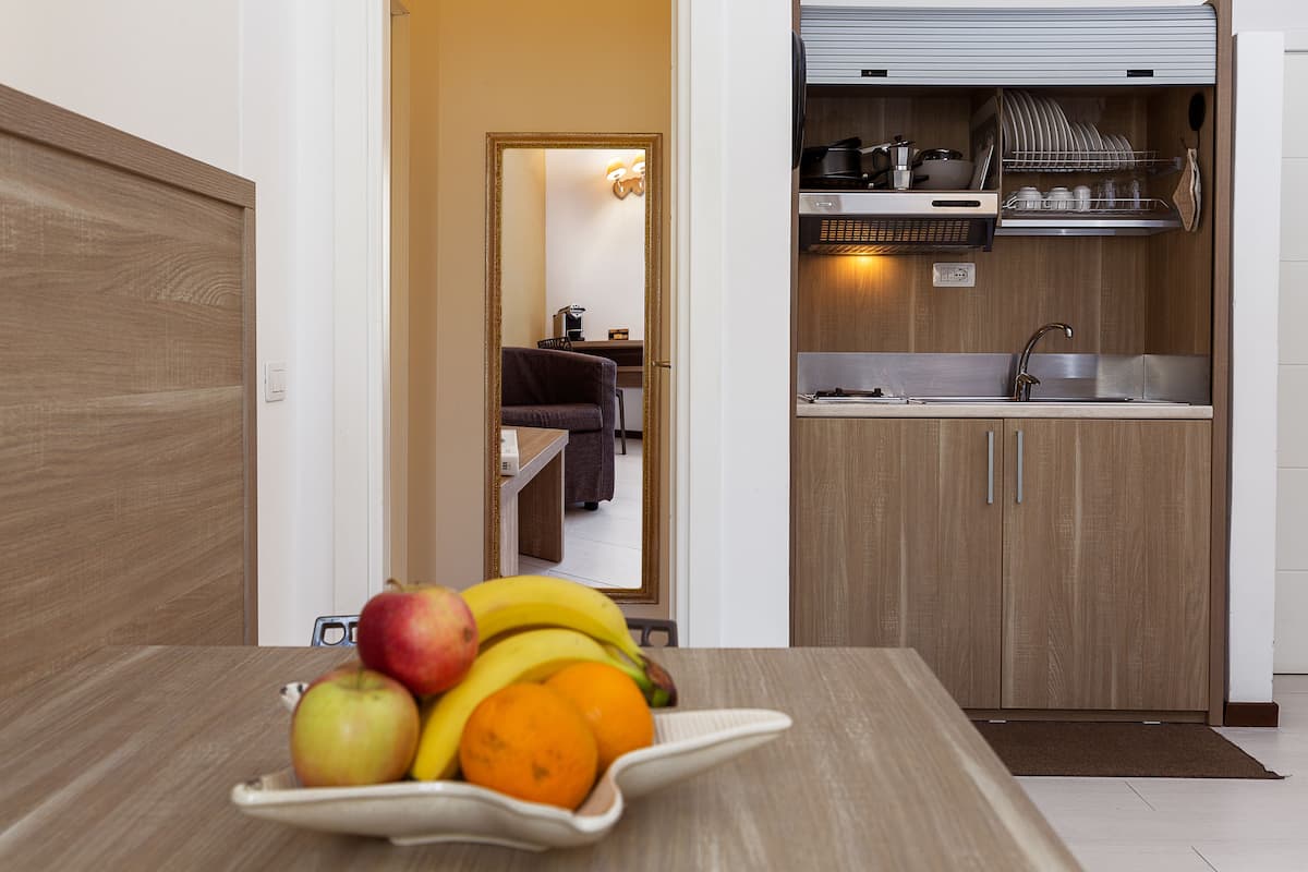 standard studio | private kitchenette | full-sized fridge, stovetop, espresso maker, coffee/tea maker