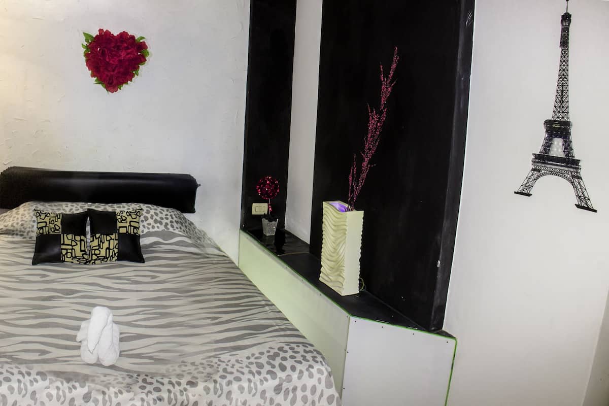 Kamar Single (with Air Conditioning) | Kedap suara, setrika/meja setrika, Wi-Fi gratis, dan seprai linen