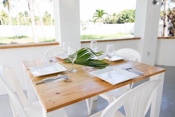 Daily full breakfast (USD 10.89 per person) - Northway's Hotel Monte Cristo (Cabarete)