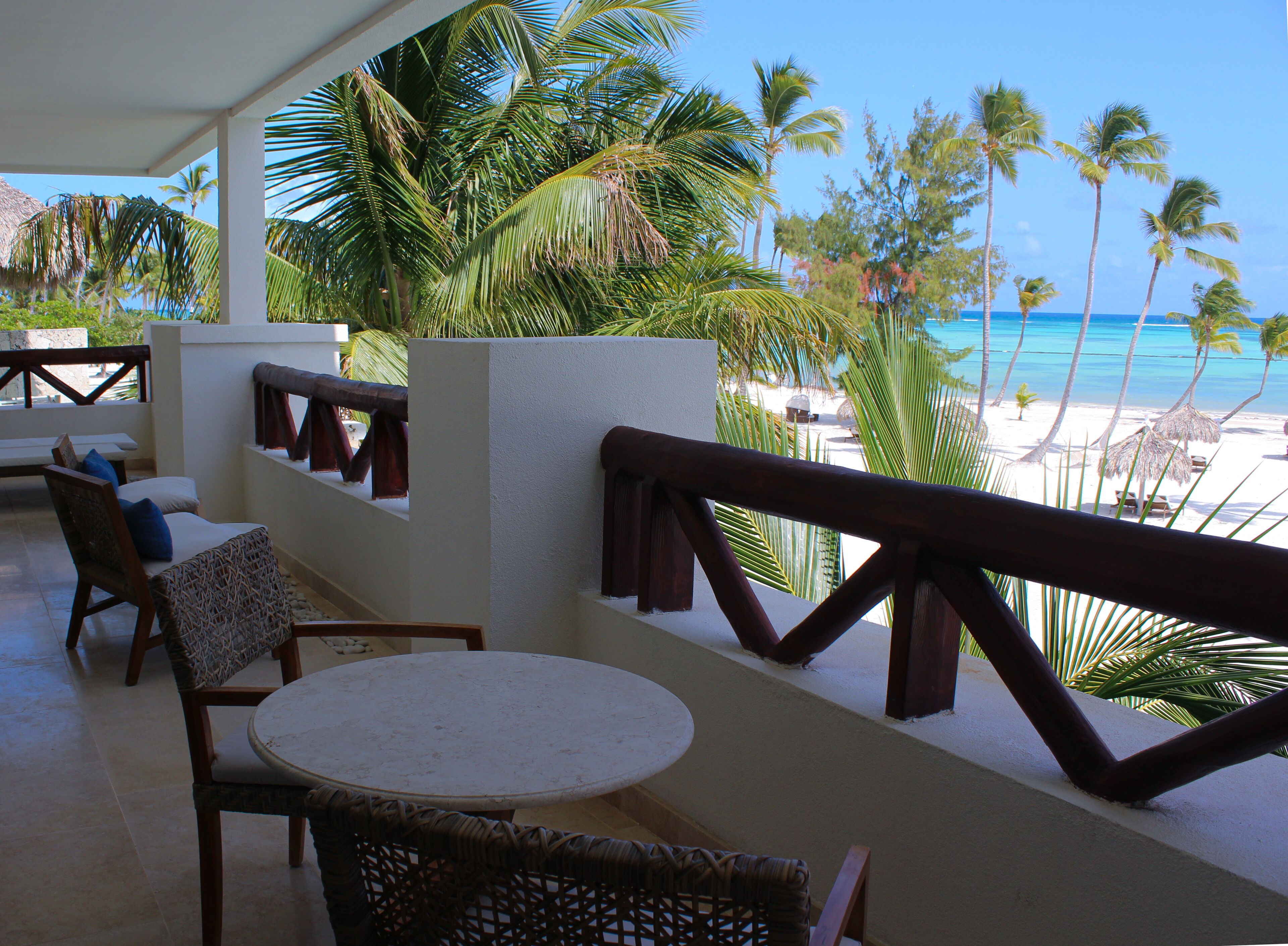 Preferred Club Master Suite Plunge Pool Ocean Front King | Balkong